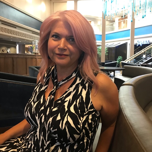 Meet your Posher, Posh Ambassador, Katinka - Picture 1 of 2